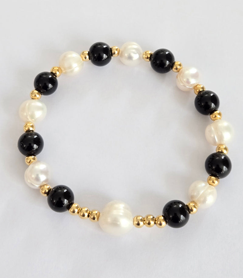 Black and White Beads Bracelet