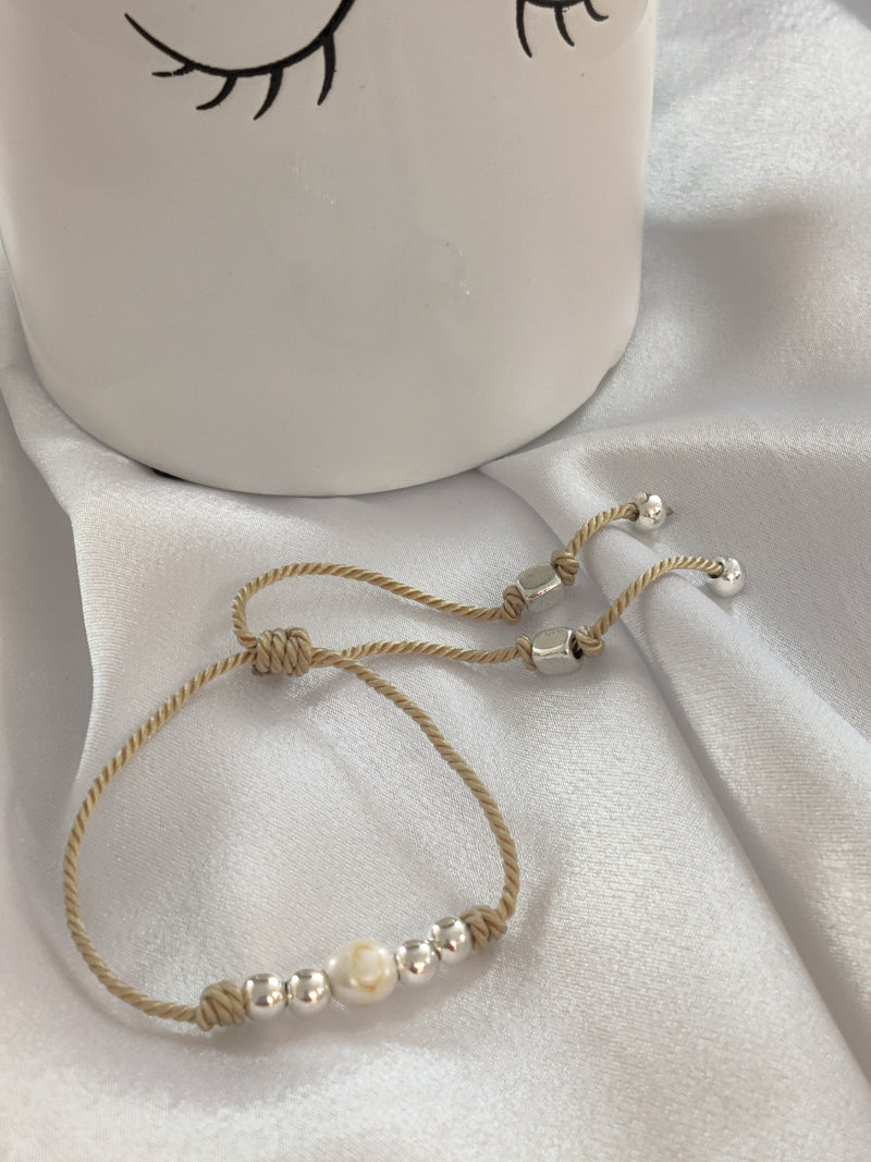 pearl adjustable bracelet